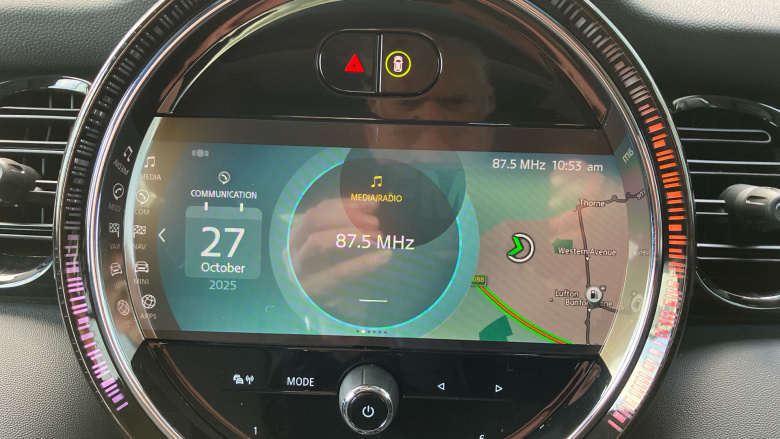 MINI Hatchback 1.5 Cooper Classic Premium 5dr Auto Petrol Hatchback